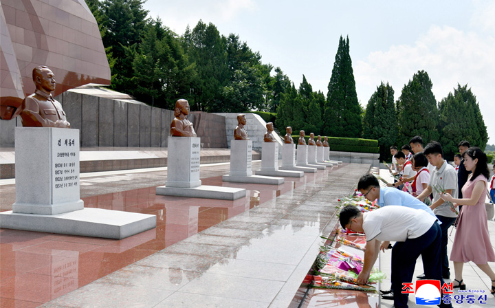 2-조국해방80돐 뜻깊게 경축